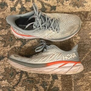 Women’s Hoka Clifton 8